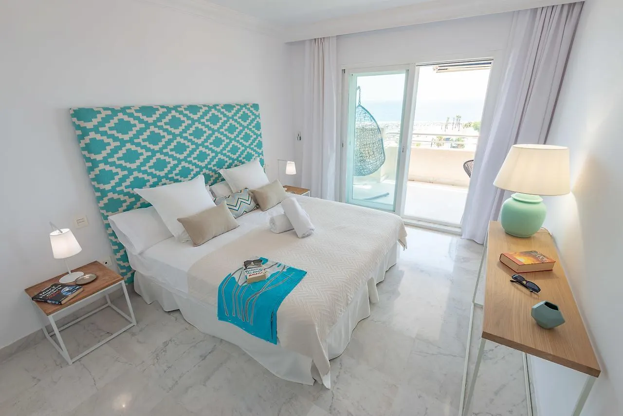 Puerto Banus Sea Front Apartment Marbella