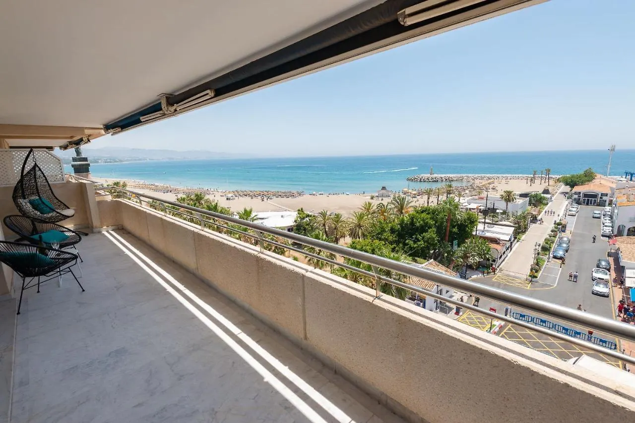 Puerto Banus Sea Front Apartment Marbella